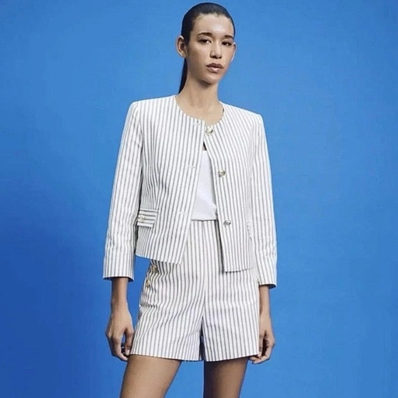Zara Blazer White Navy Striped Cropped Blazer Gold Buttons Nautical NWT XS - Picture 4 of 9